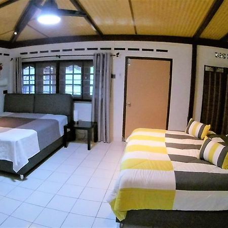 Sabandy House B&B Padang Mat Sirat Экстерьер фото