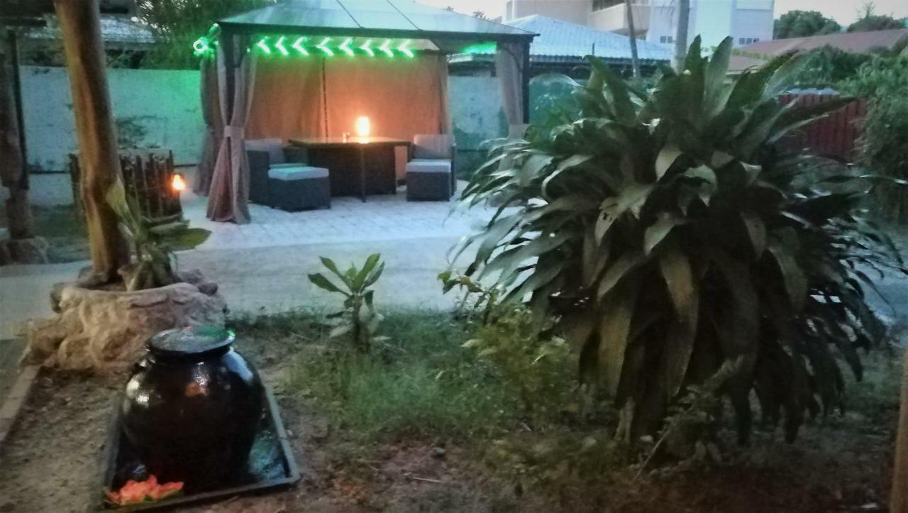 Sabandy House B&B Padang Mat Sirat Экстерьер фото